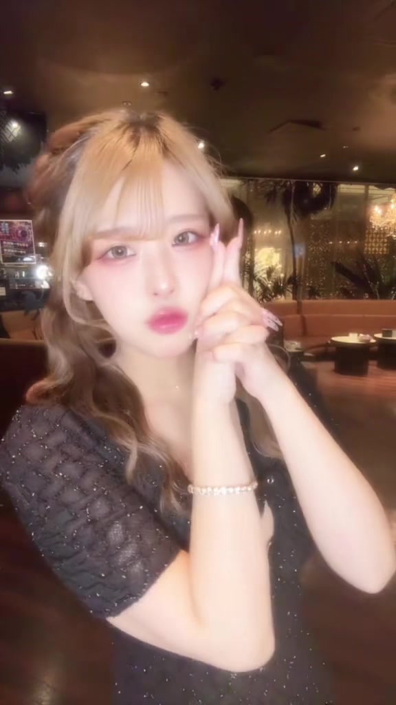 @なぎ