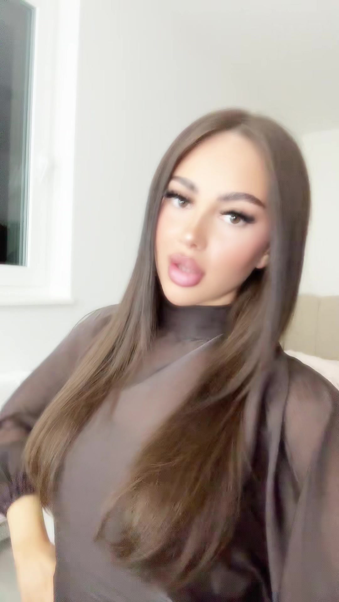 @M E R Y E M