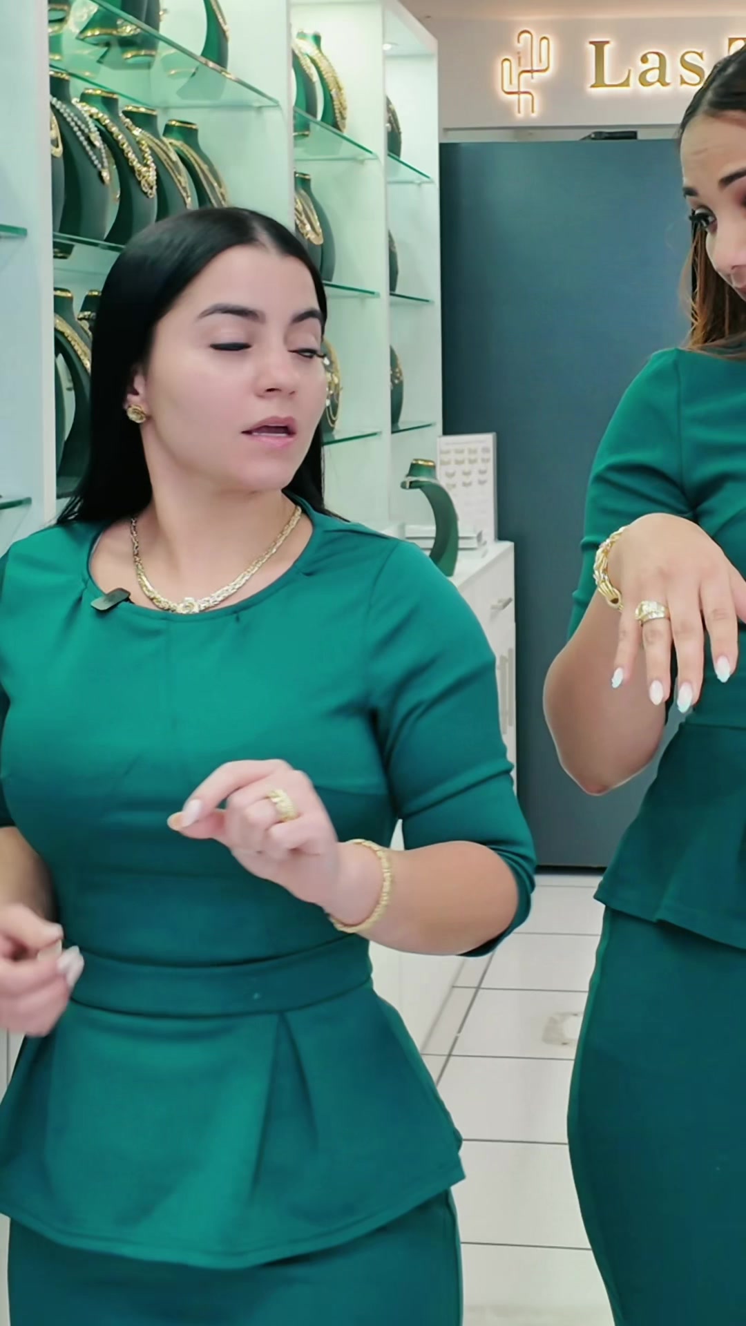 @LAS TUNAS JEWELRY LLC