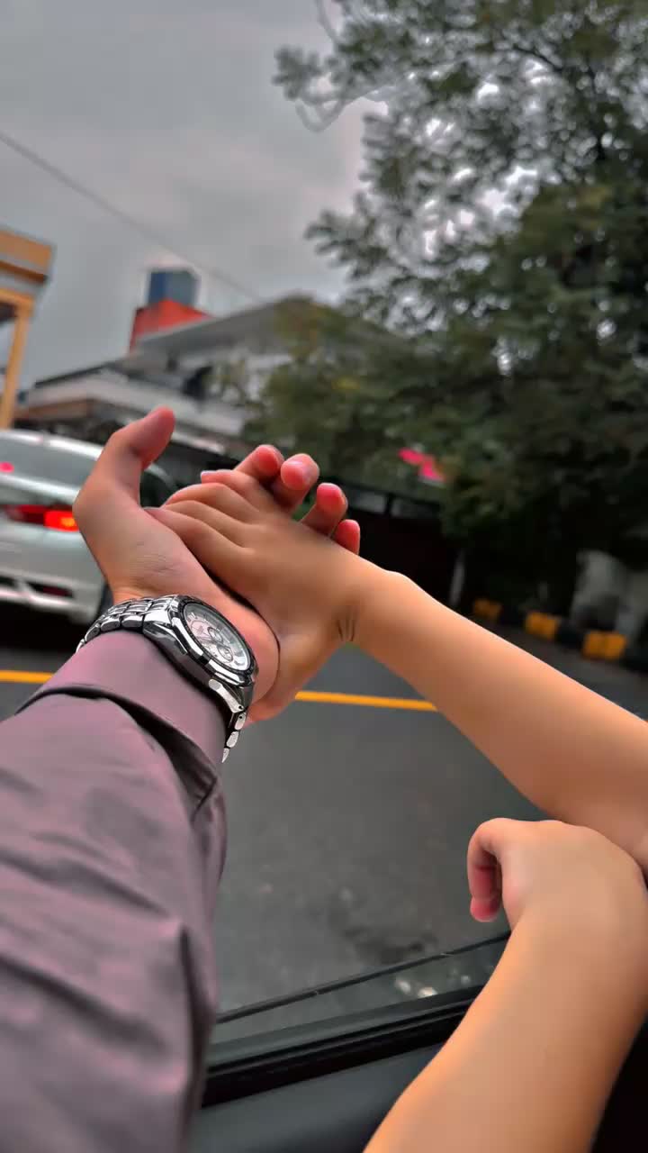 @DAWÀŘ🖤🥀