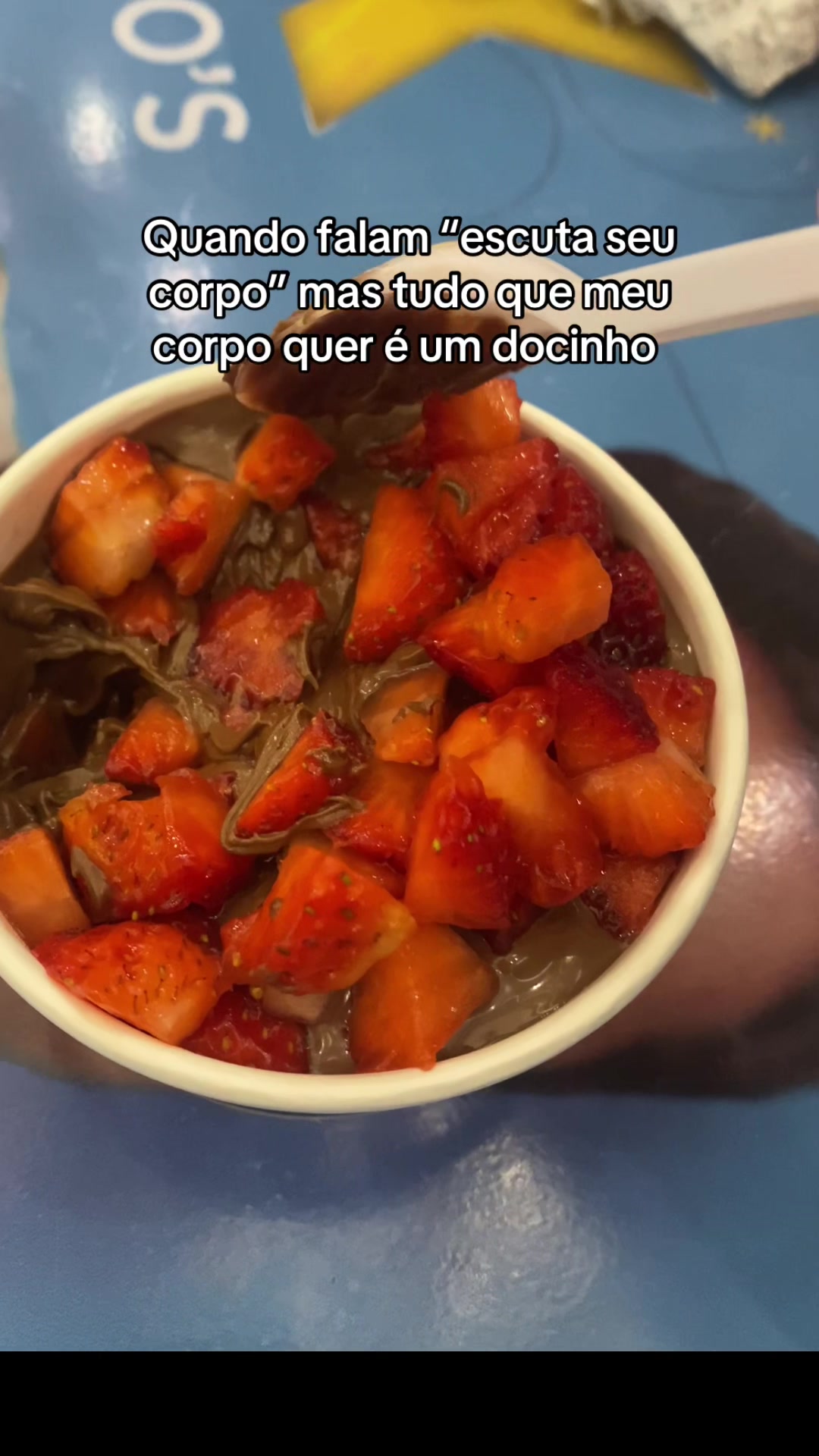 @Aninhacastr