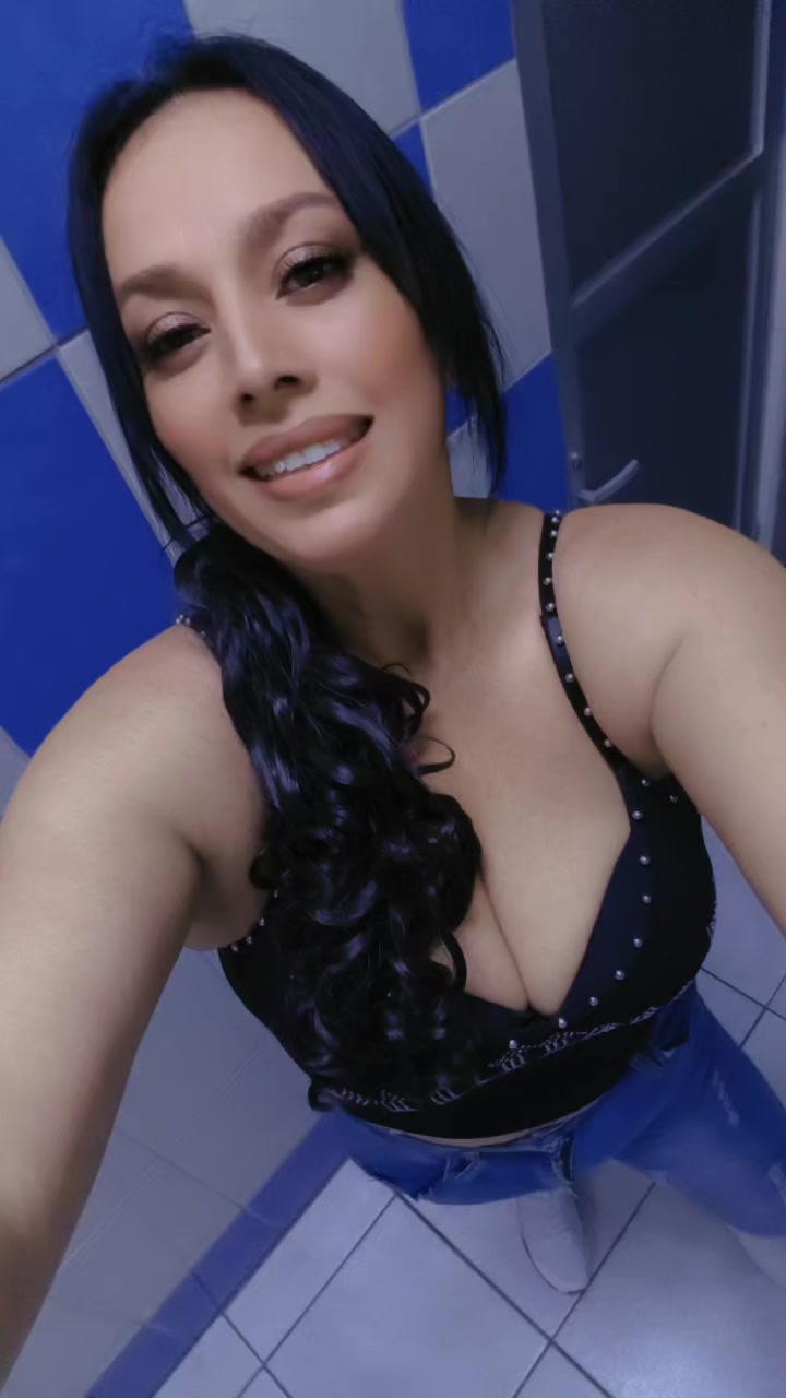 @ariana
