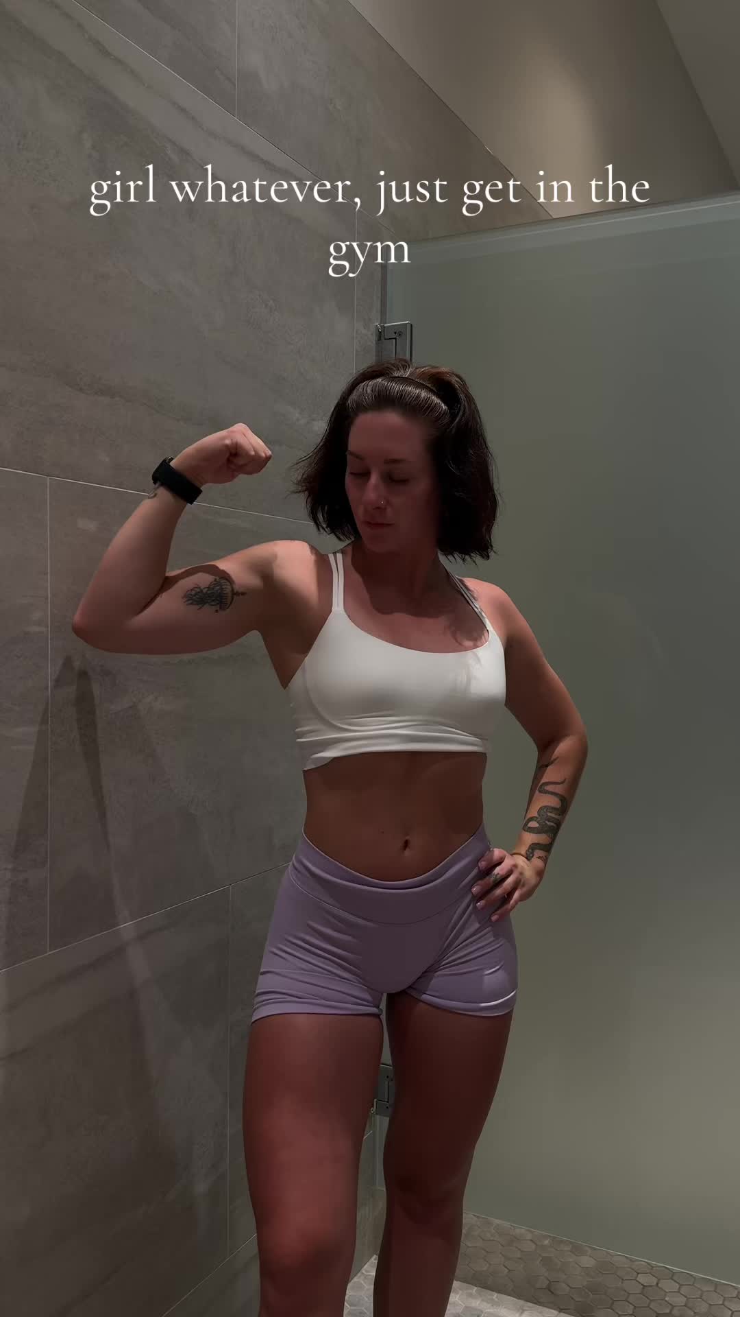 @holly j