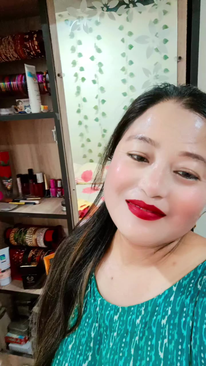 @saru gurung