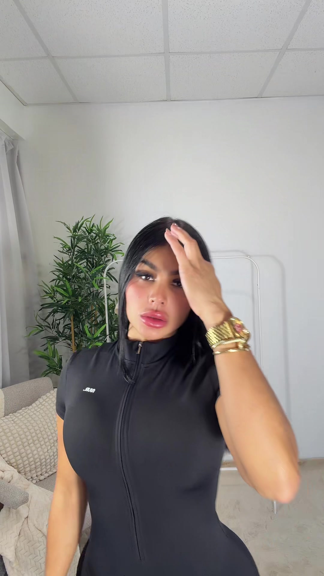 @Dayarlin