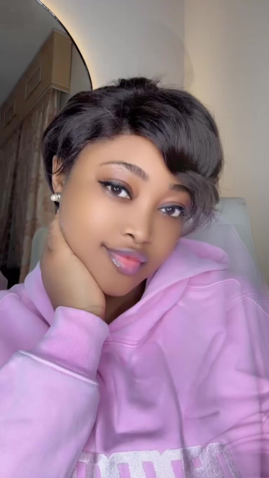 @🦄Queen👑Beelee💜
