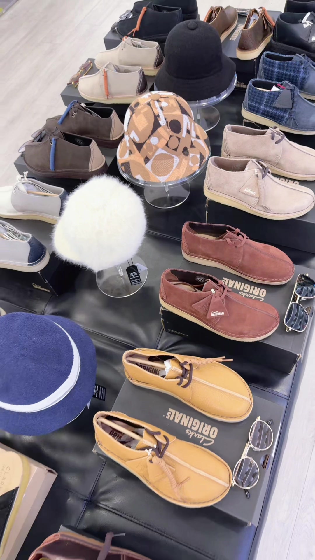@Rennies Shoe Store