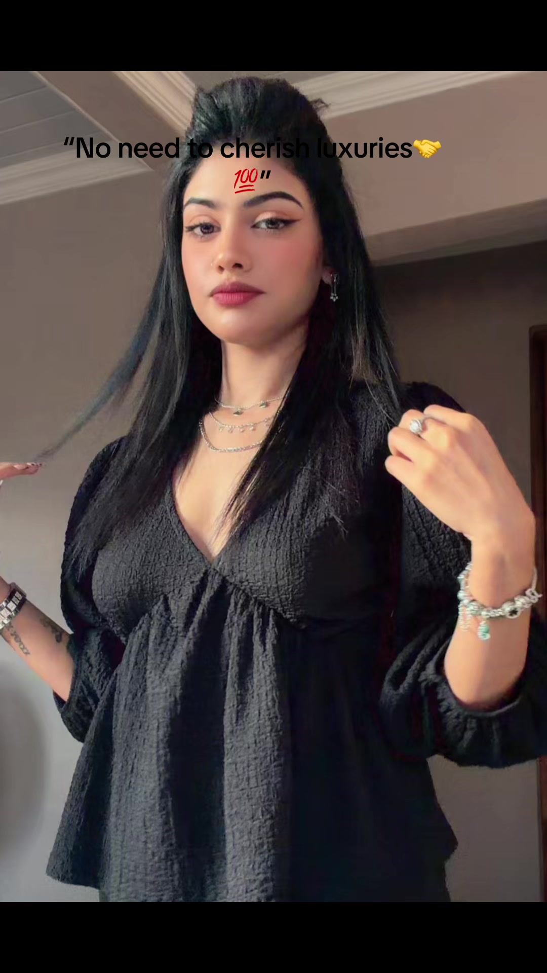 @the_official_haniya