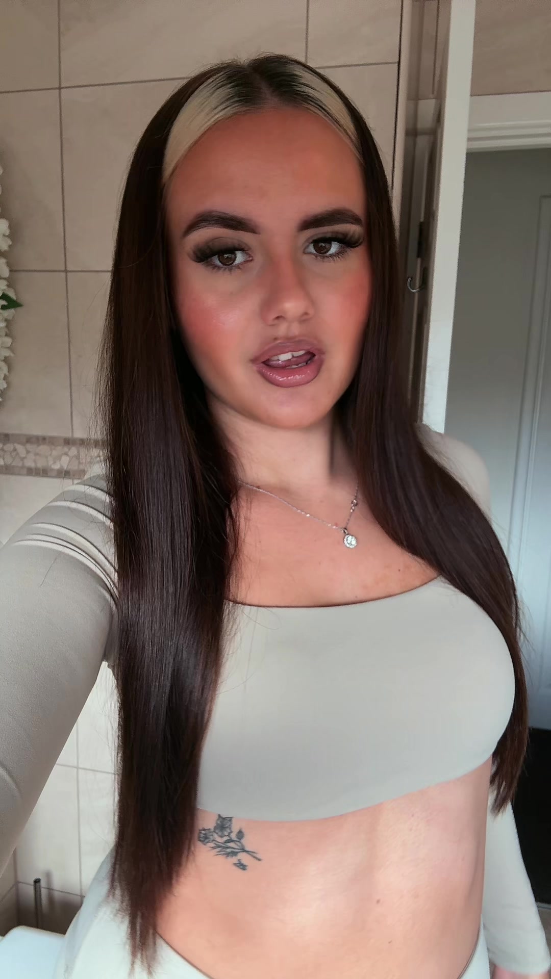 @Nicole🌻Xx