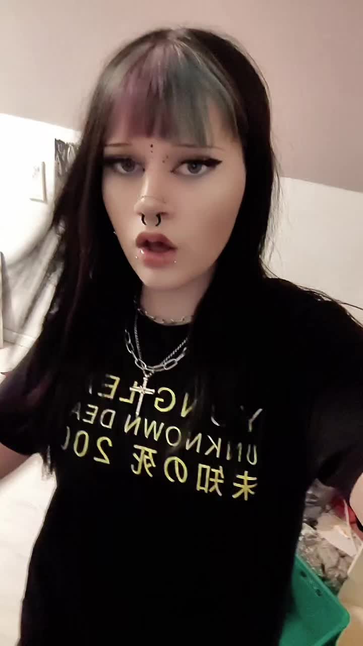 @.......