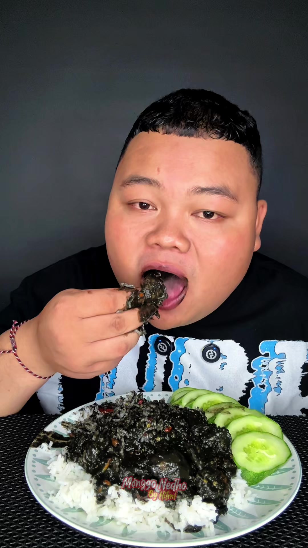 @Monggonedho