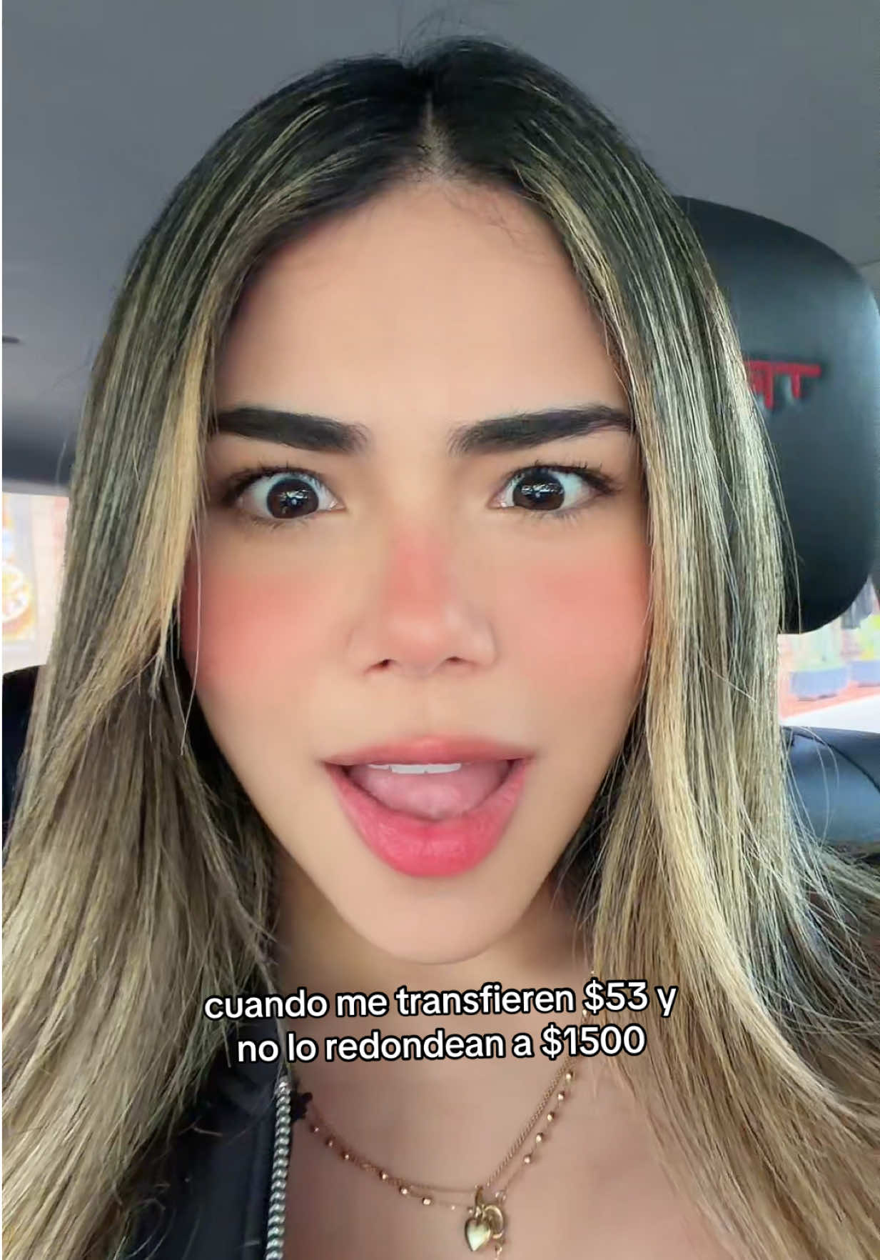 @Victoria Valentina Acosta F