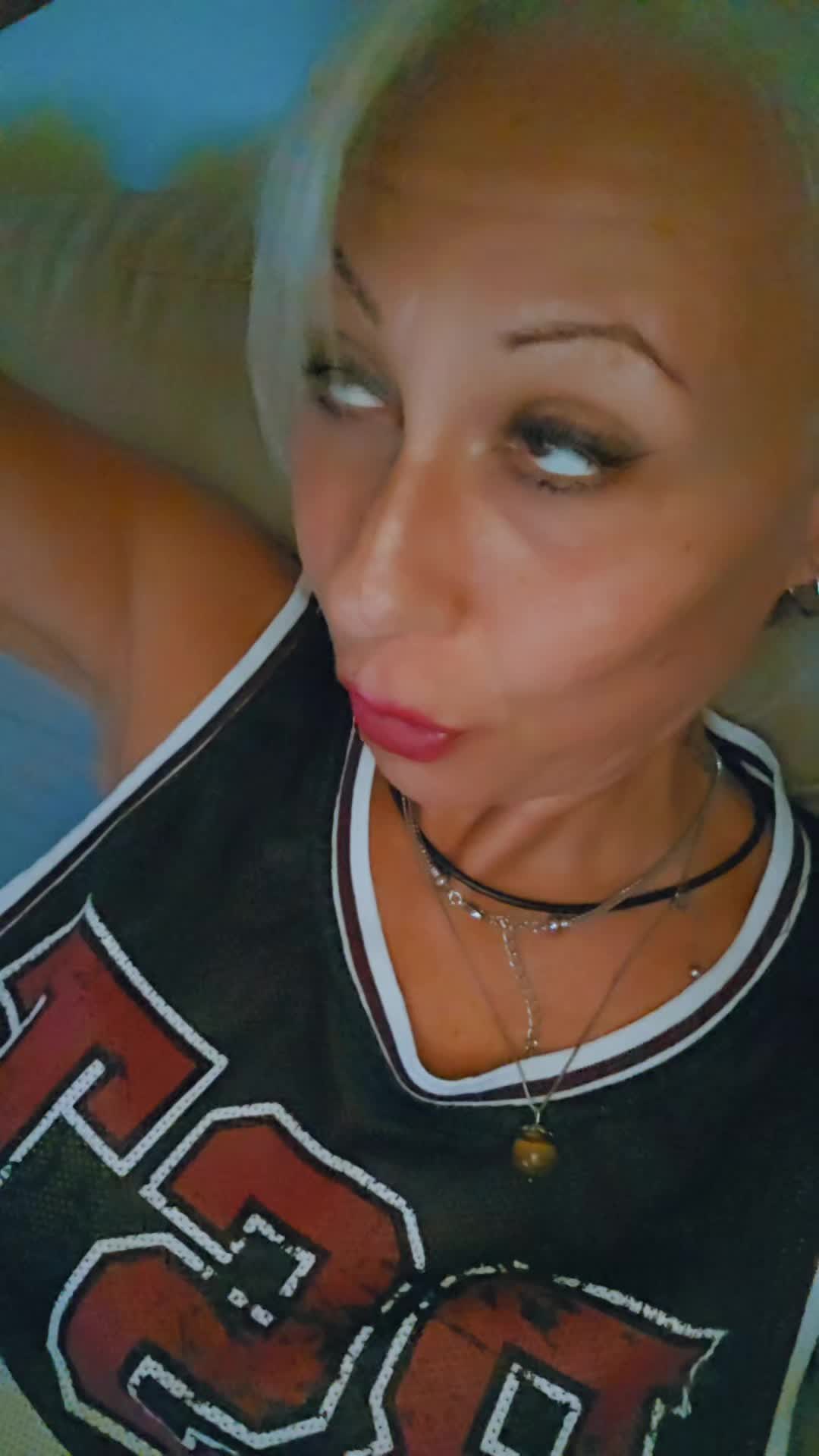 @DanielaMiranda🌻🌻🌻