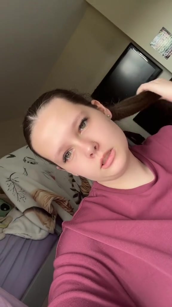 @Demi 💋🪩♾️™️