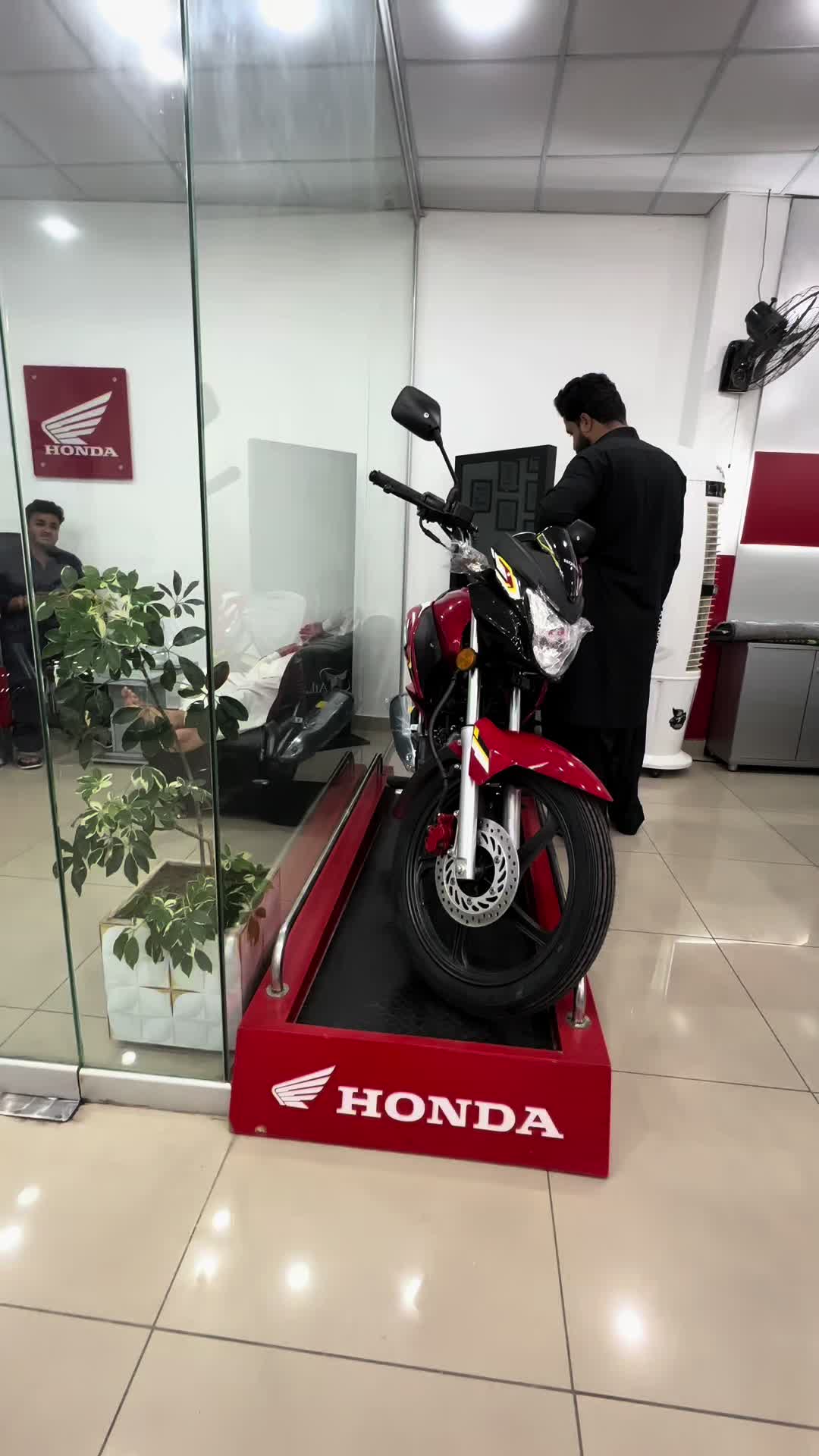 @FAISAL HONDA CENTER
