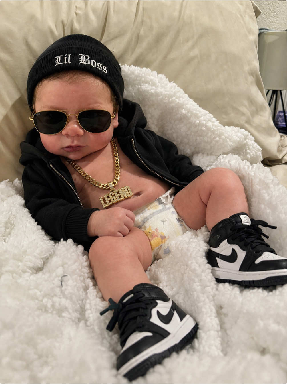 @momlifewithmrbaby