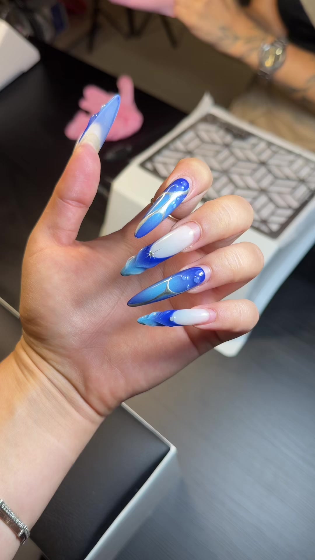@Sovenok_
