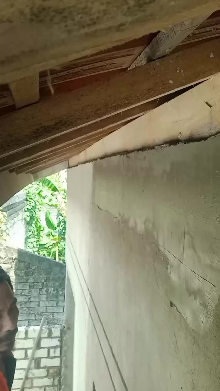 @Gombey