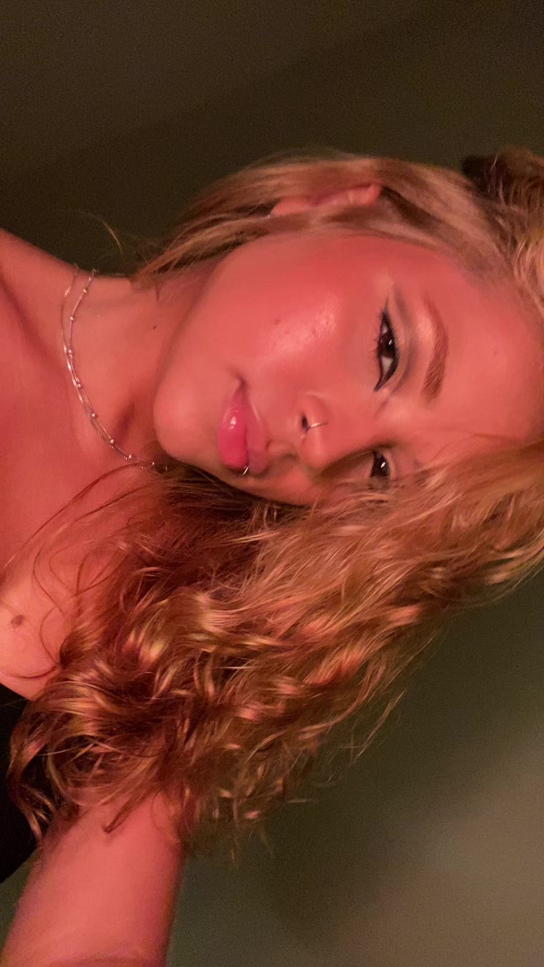 @mchelynz