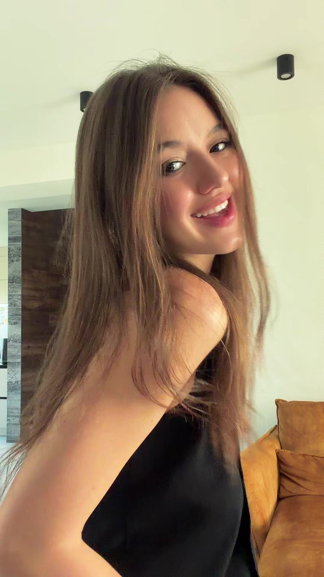 @arozvadovska