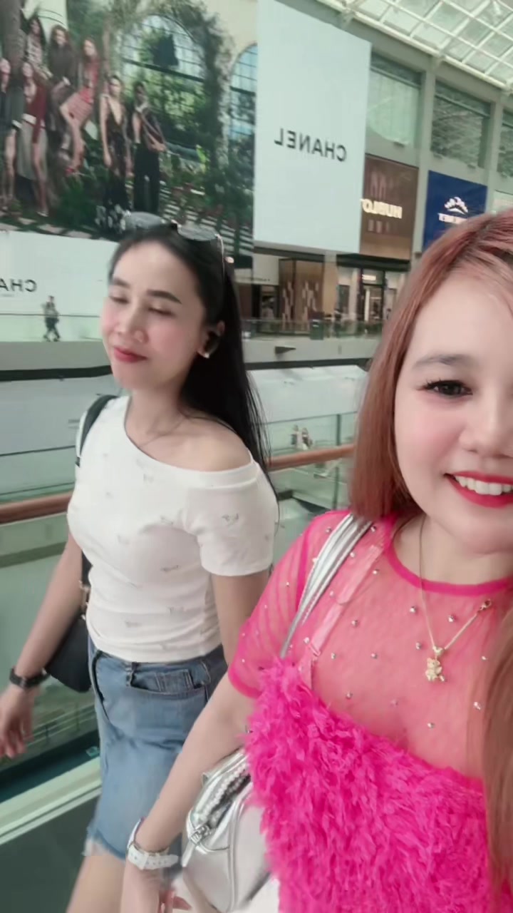 @girl squad 🖤