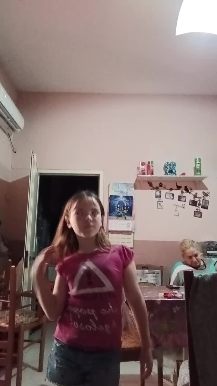 @AnnaIuliano