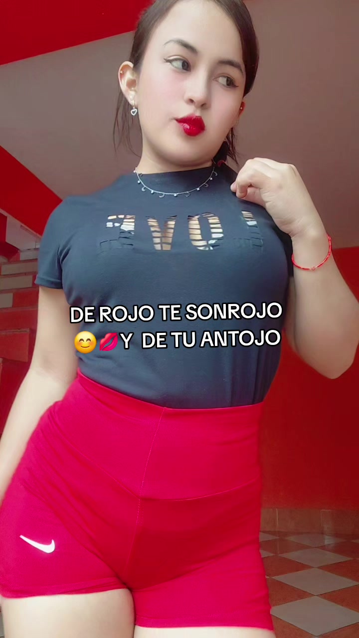 @TU NIÑA👧❤️🖤