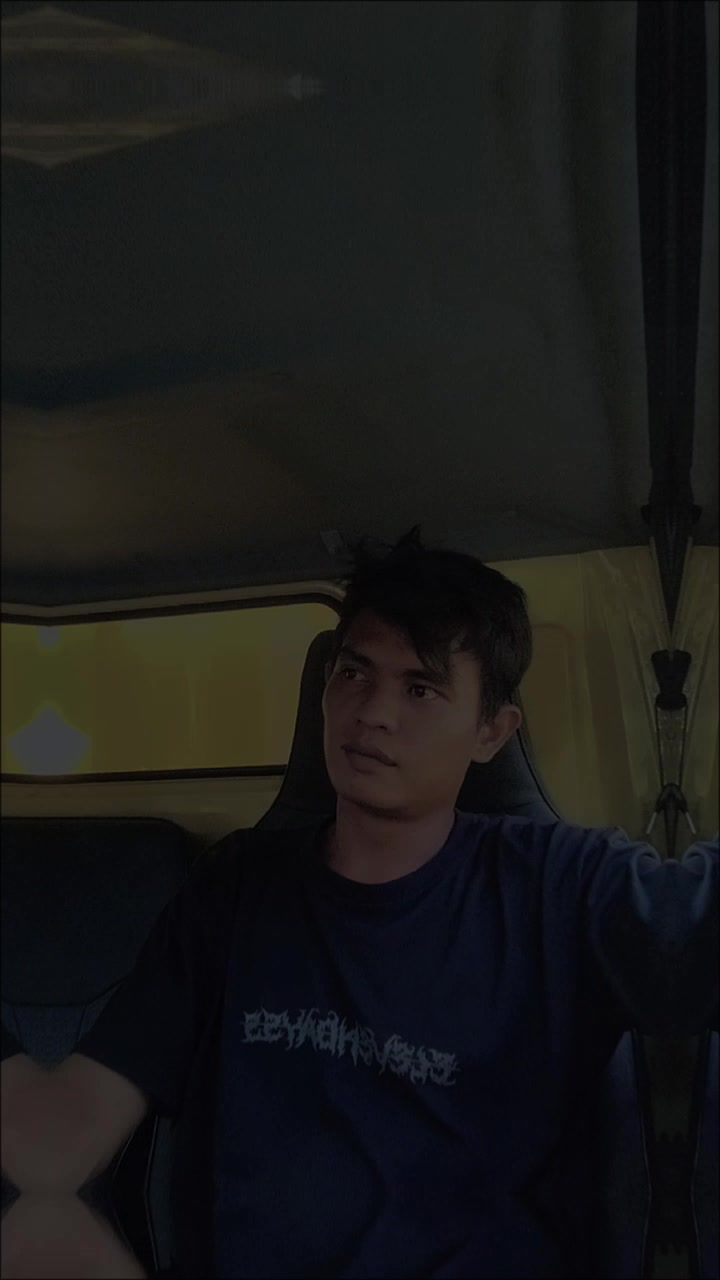 @??