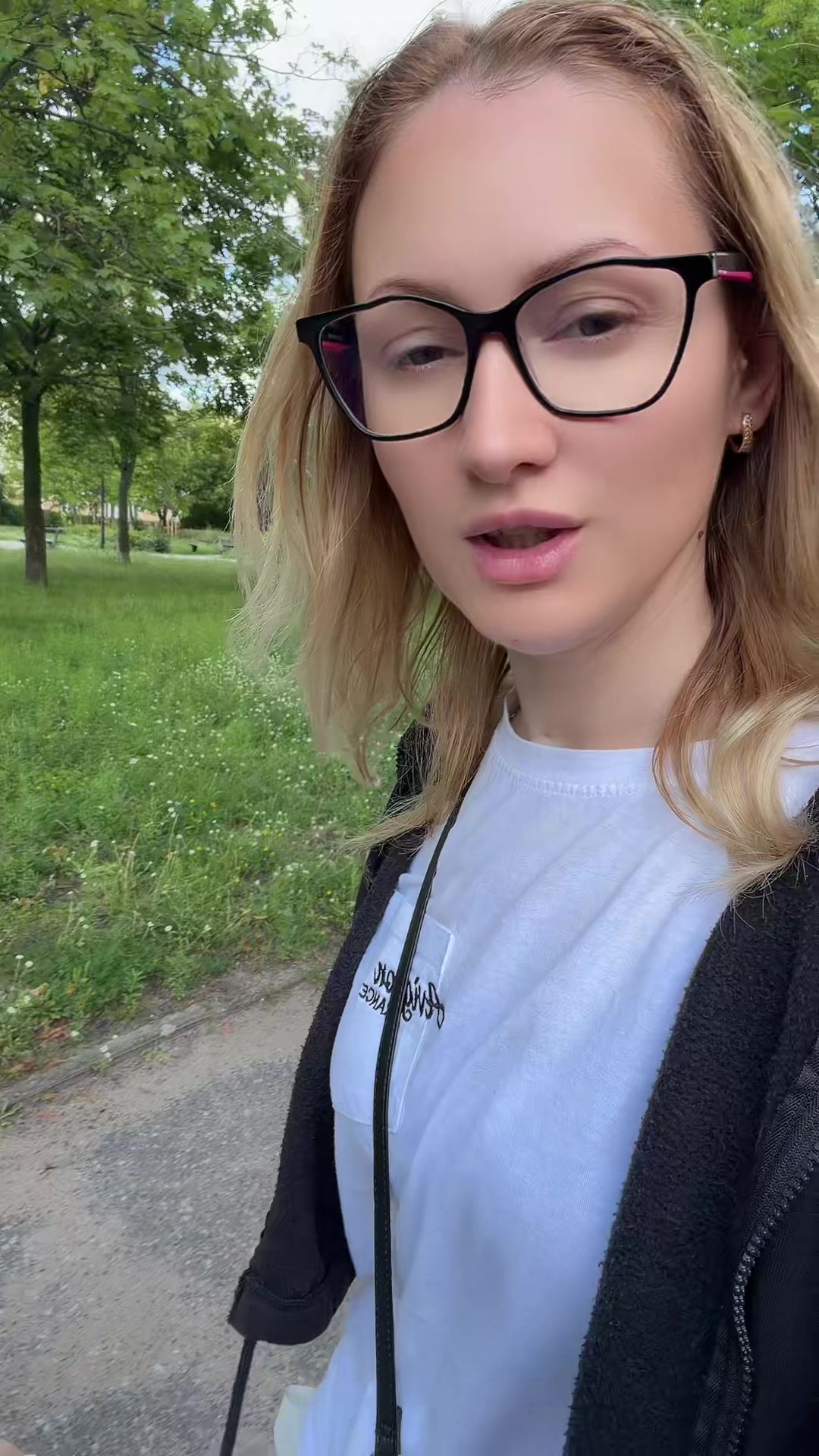@Blonda