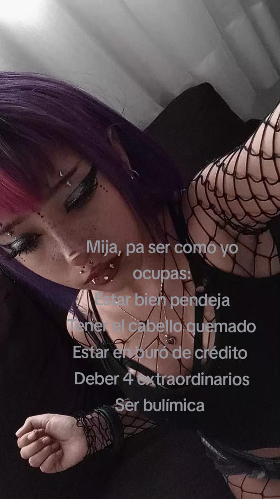 @Cuervo jamás sonrie