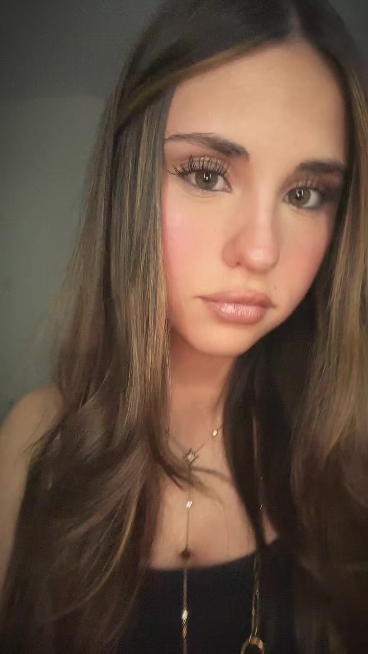 @𝑠𝑜𝑓𝑖𝑎