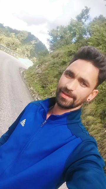 @कौरव चुनारा ♥️🌹💐