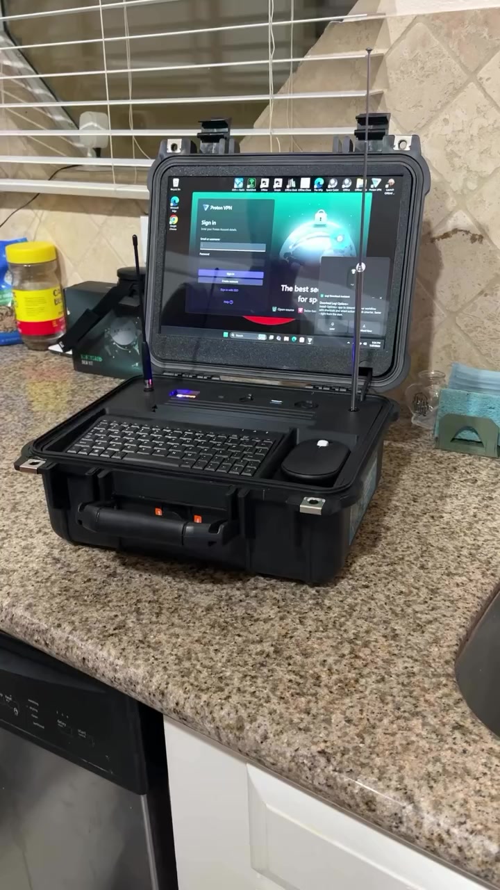 @Ubuntu Maniax