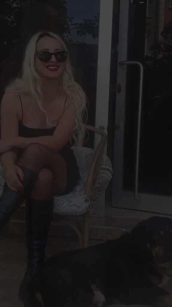 @Ela31_61