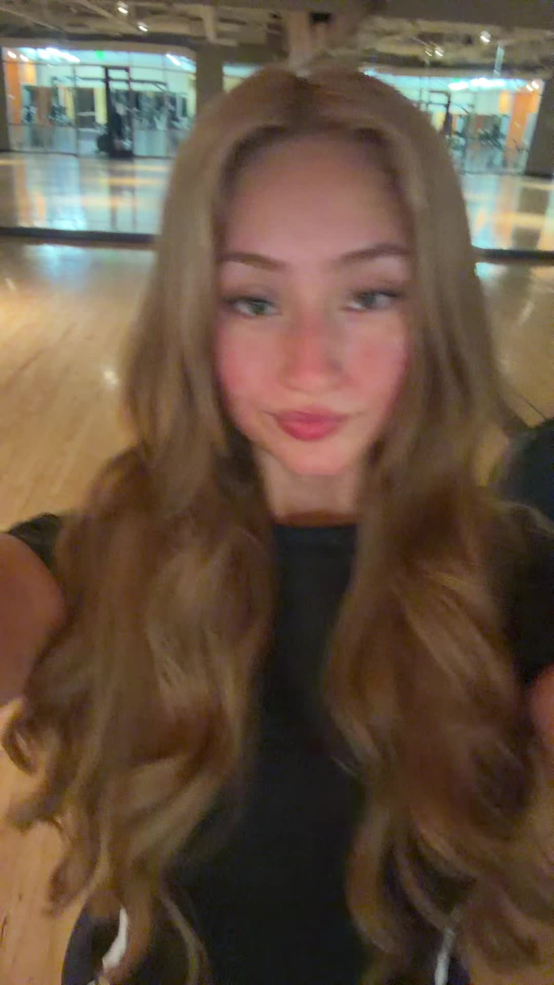 @x.anya