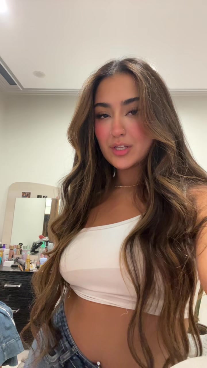 @hastiariana