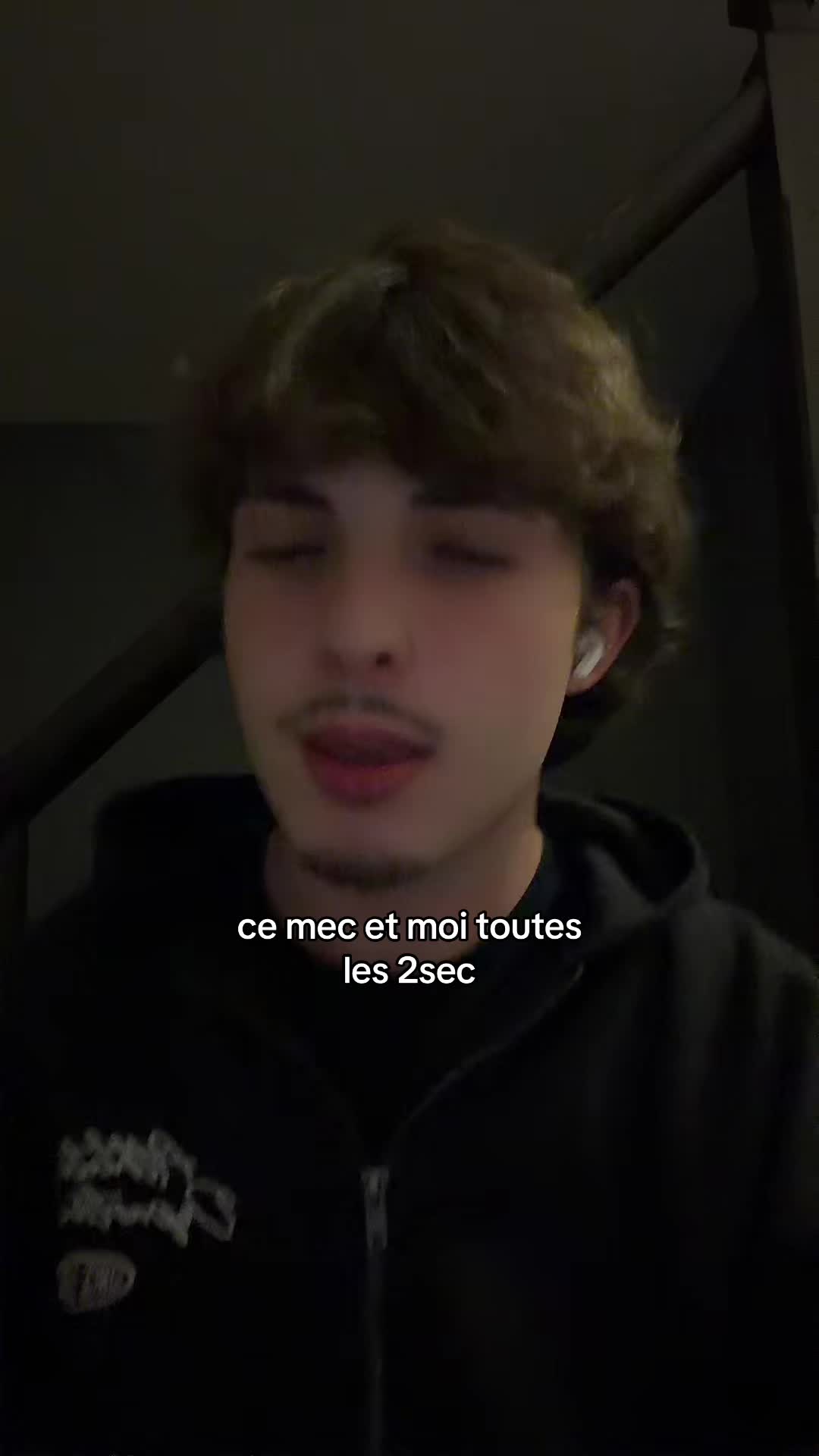 @𝑭'