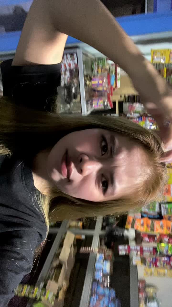 @Princess YuniiLatiif💙🤍🤏🏻