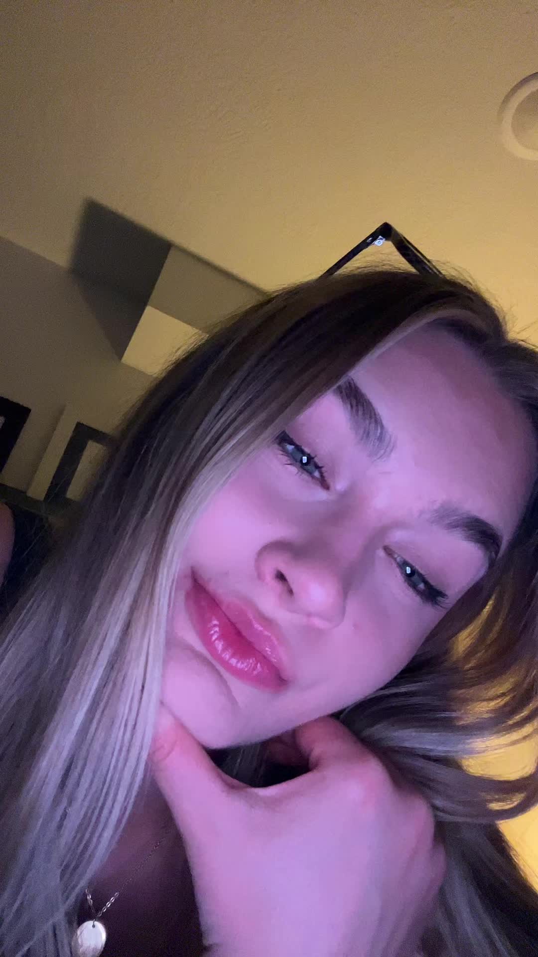 @Laura