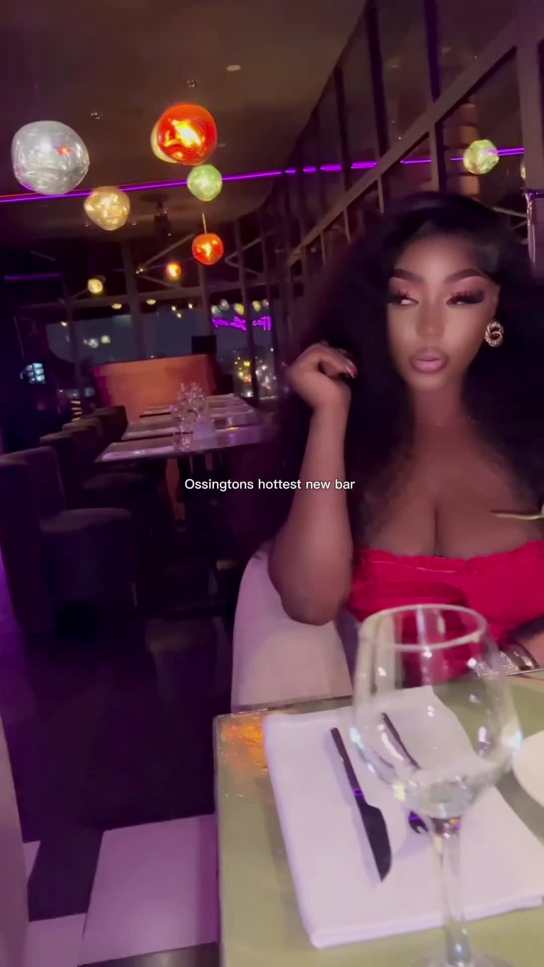 @𝓗𝓮𝓻𝓵𝓲𝓷𝓮 𝓘𝓷𝓰𝓻𝓲𝓭💎