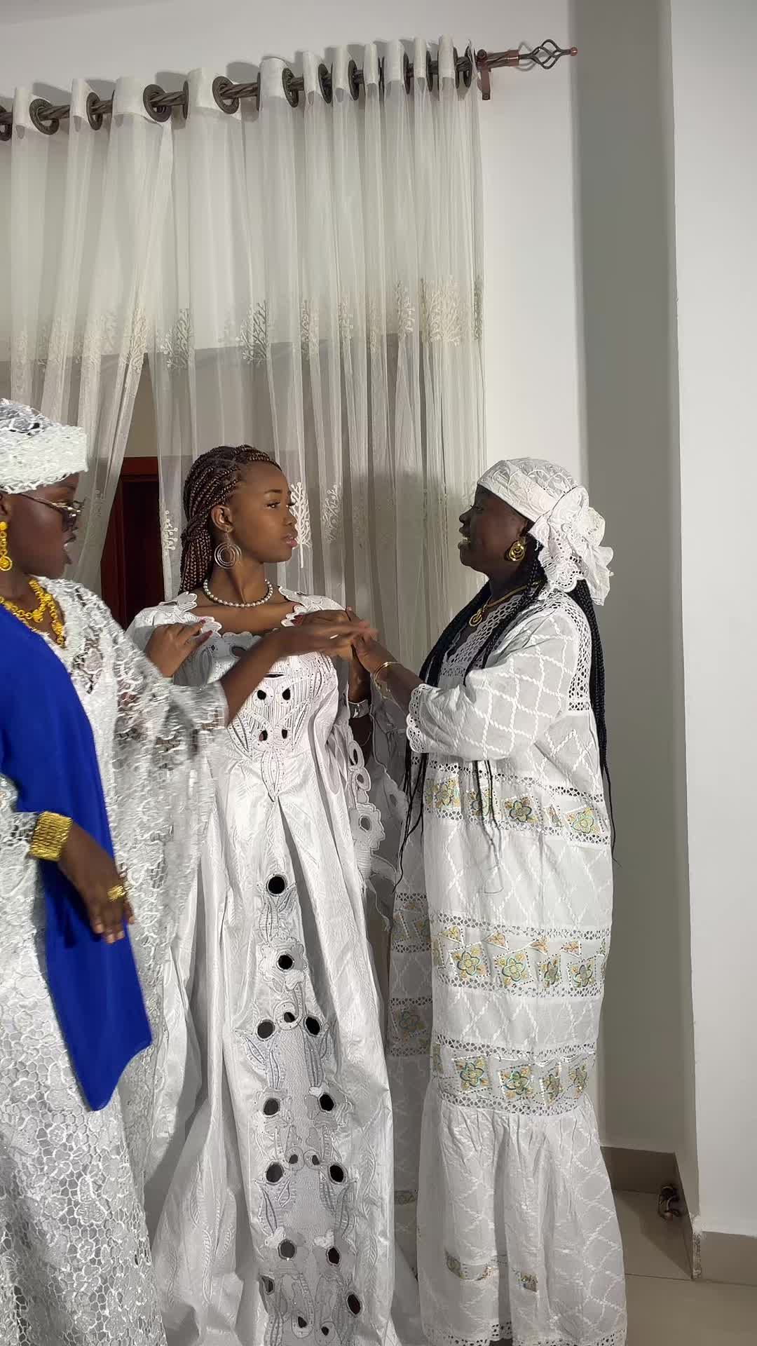 @Sona❤️Saloni🇬🇳