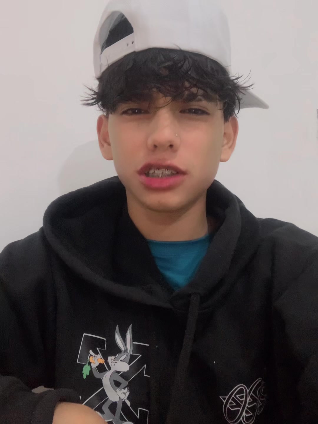 @Emaa 🦈