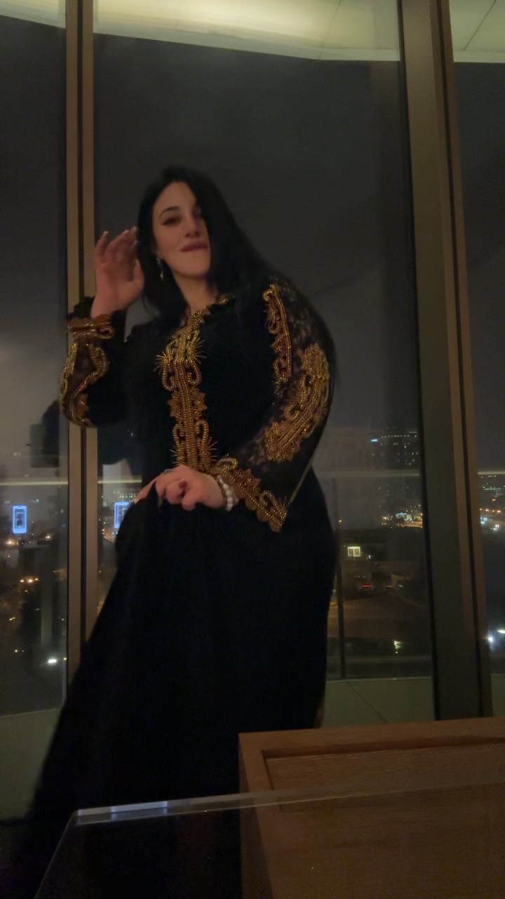 @julia_baku05