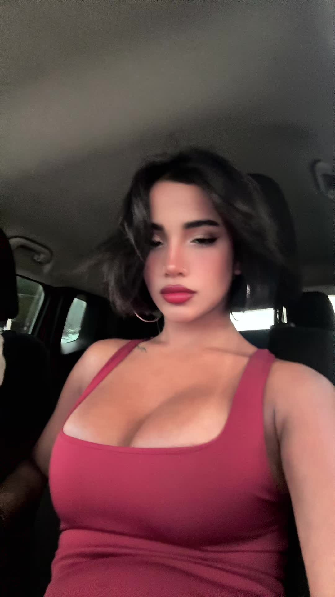 @_hildacherry