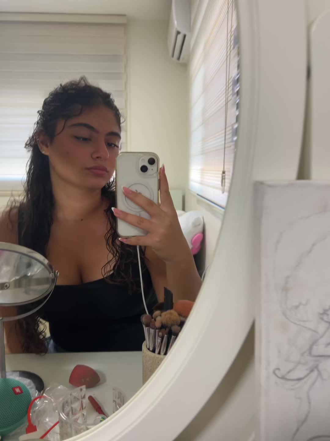 @🐚