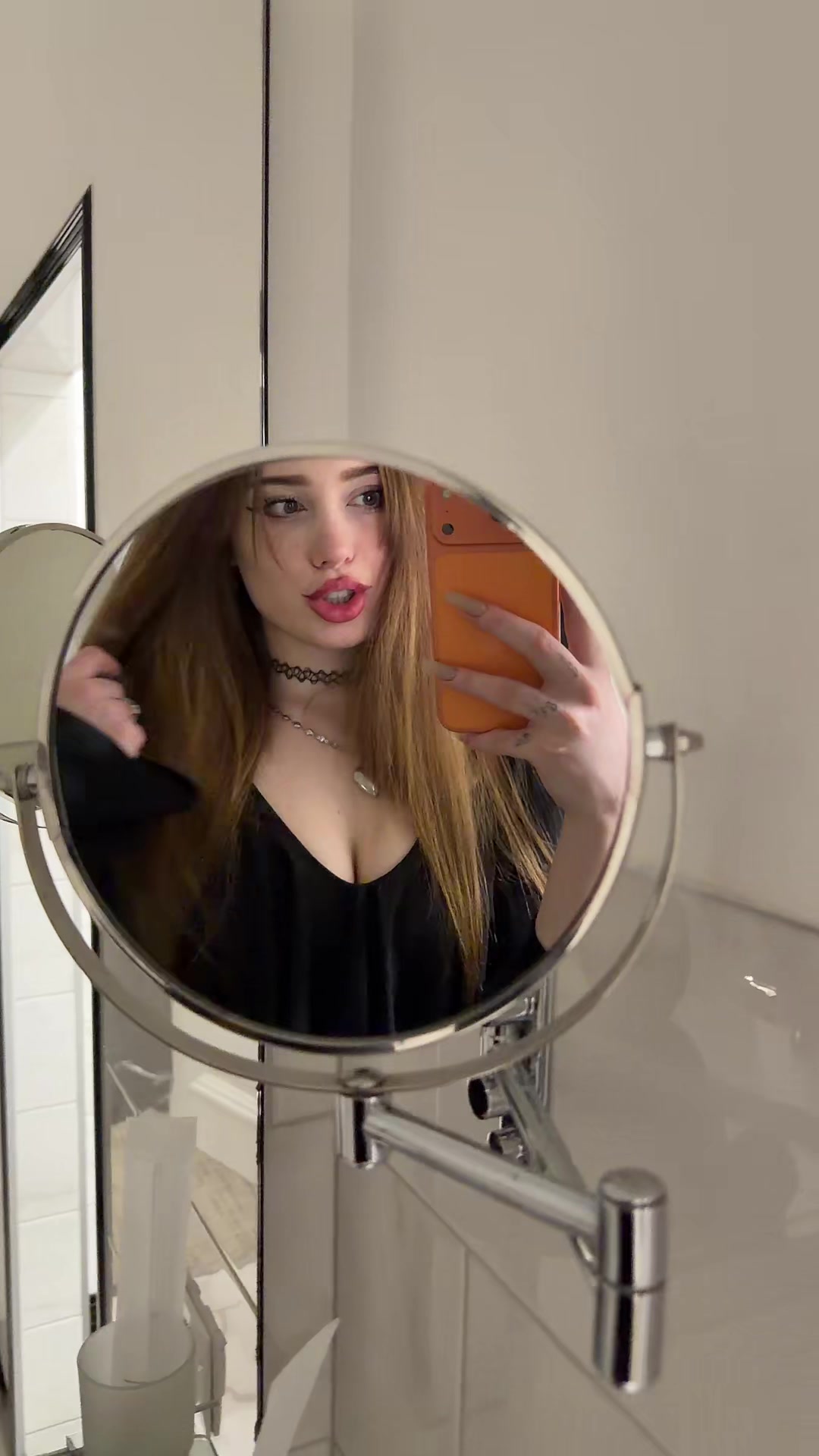 @coxifoxya
