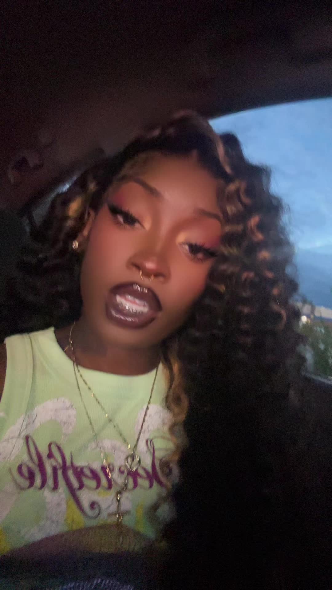 @La'Nae Bae