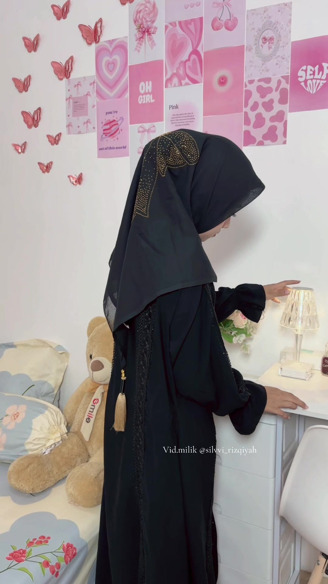 @silvvi_rizqiyah