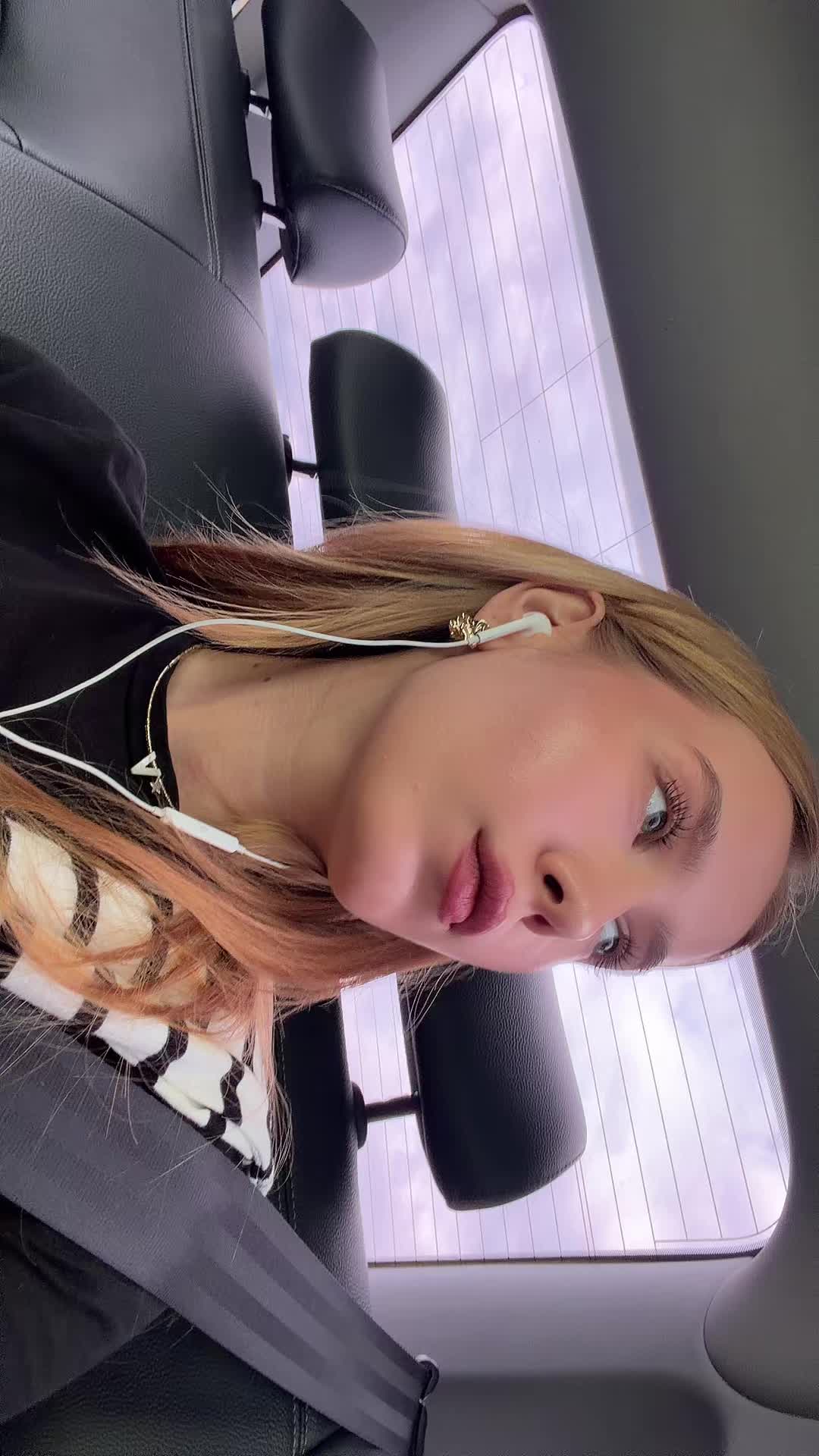 @valerianetdoveria