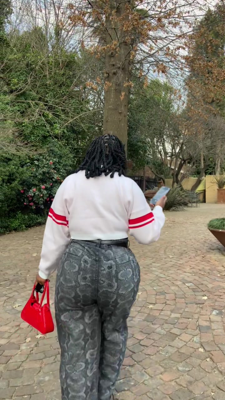 @Queeneth Ngwenya